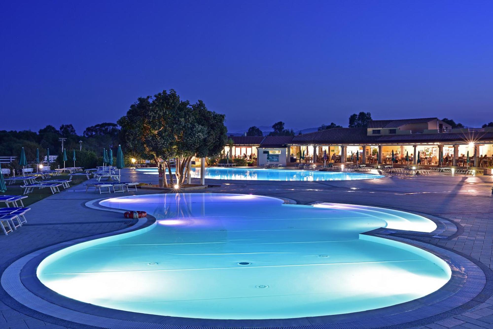 Отель Futura Club Cala Fiorita Agrustos Экстерьер фото